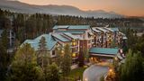 Hilton Grand Vac Valdoro Mountain Lodge Exterior