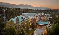 Hilton Grand Vac Valdoro Mountain Lodge