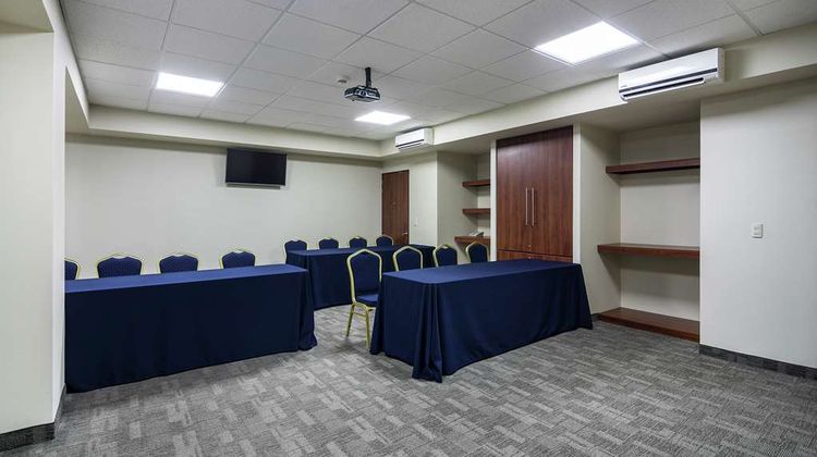 Hampton Inn by Hilton San Juan del Rio Meeting