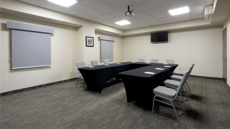 <b>Hampton Inn by Hilton San Juan del Rio Meeting</b>. Images powered by <a href="https://iceportal.shijigroup.com/" title="IcePortal" target="_blank">IcePortal</a>.