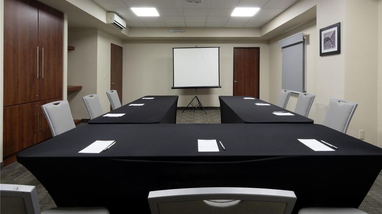 <b>Hampton Inn by Hilton San Juan del Rio Meeting</b>. Images powered by <a href="https://iceportal.shijigroup.com/" title="IcePortal" target="_blank">IcePortal</a>.