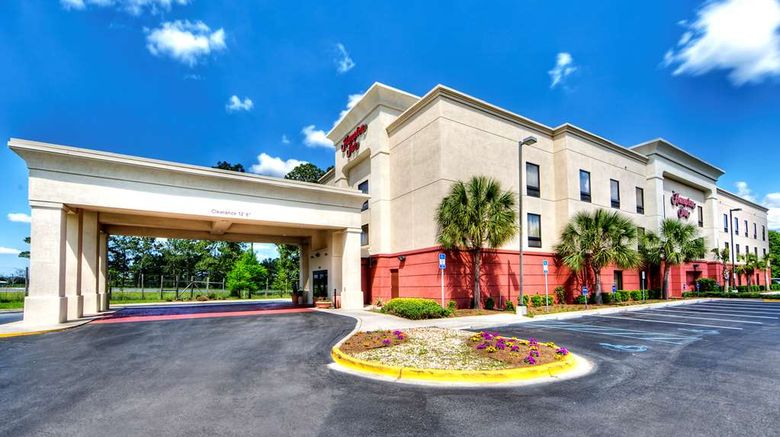 <b>Hampton Inn Quincy Exterior</b>. Images powered by <a href="https://iceportal.shijigroup.com/" title="IcePortal" target="_blank">IcePortal</a>.