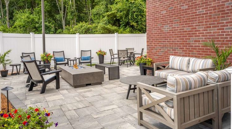 Hampton Inn Taunton Exterior