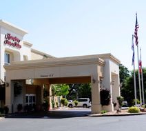 Hampton Inn & Suites Red Bluff Exterior