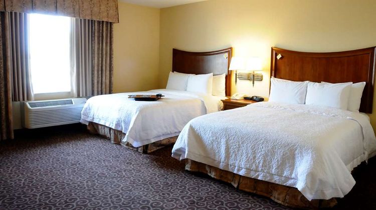 Hampton Inn & Suites Red Bluff Room