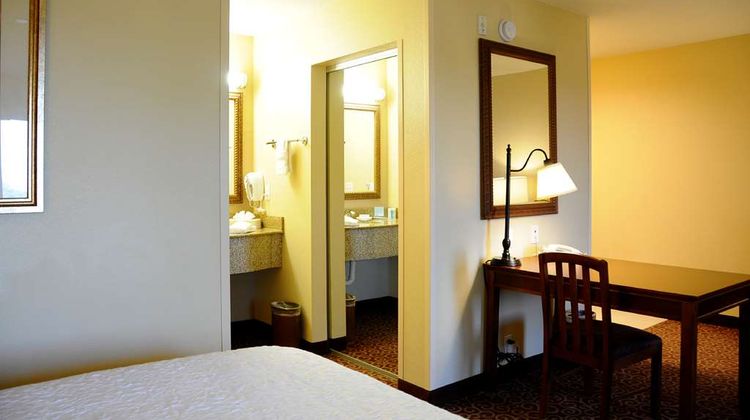 Hampton Inn & Suites Red Bluff Room