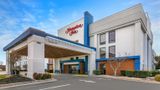 <b>Hampton Inn Richmond Exterior</b>. Images powered by <a href="https://iceportal.shijigroup.com/" title="IcePortal" target="_blank">IcePortal</a>.