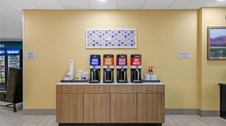 <b>Hampton Inn Richmond Restaurant</b>. Images powered by <a href="https://iceportal.shijigroup.com/" title="IcePortal" target="_blank">IcePortal</a>.