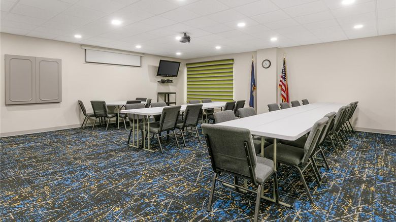 <b>Hampton Inn Richmond Meeting</b>. Images powered by <a href="https://iceportal.shijigroup.com/" title="IcePortal" target="_blank">IcePortal</a>.