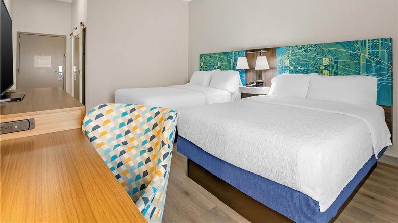 <b>Hampton Inn Richmond Room</b>. Images powered by <a href="https://iceportal.shijigroup.com/" title="IcePortal" target="_blank">IcePortal</a>.