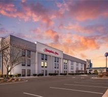 Hampton Inn Richmond Exterior