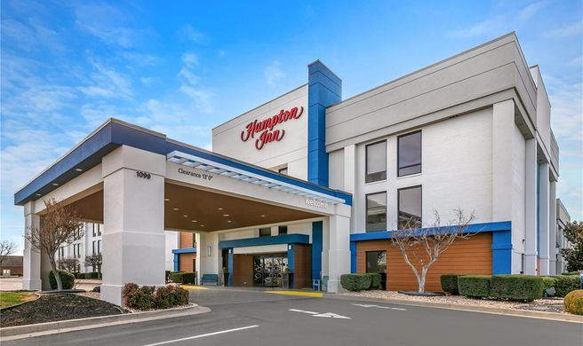 Hampton Inn Richmond Exterior