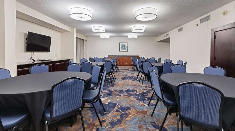 <b>Hampton Inn Rock Hill Meeting</b>. Images powered by <a href="https://iceportal.shijigroup.com/" title="IcePortal" target="_blank">IcePortal</a>.