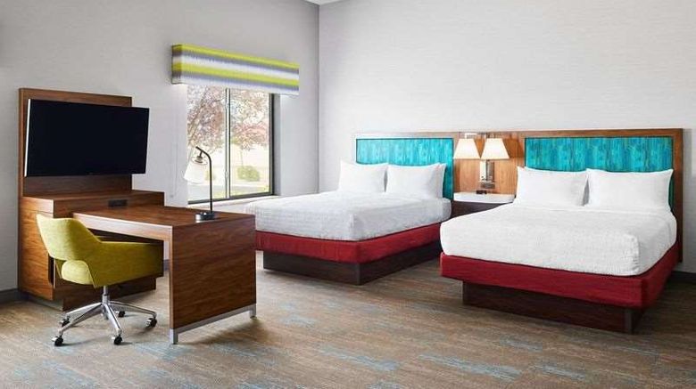 <b>Hampton Inn & Suites Ridgecrest Room</b>. Images powered by <a href="https://iceportal.shijigroup.com/" title="IcePortal" target="_blank">IcePortal</a>.