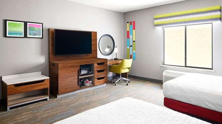 Hampton Inn & Suites Ridgecrest Room