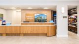 <b>Hampton Inn & Suites Redding Lobby</b>. Images powered by <a href="https://iceportal.shijigroup.com/" title="IcePortal" target="_blank">IcePortal</a>.