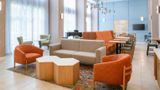 <b>Hampton Inn & Suites Redding Lobby</b>. Images powered by <a href="https://iceportal.shijigroup.com/" title="IcePortal" target="_blank">IcePortal</a>.