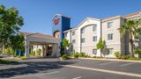 <b>Hampton Inn & Suites Redding Exterior</b>. Images powered by <a href="https://iceportal.shijigroup.com/" title="IcePortal" target="_blank">IcePortal</a>.
