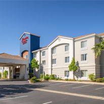 Hampton Inn & Suites Redding