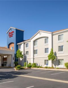 Hampton Inn & Suites Redding