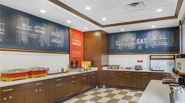 Hampton Inn & Suites Bend Restaurant