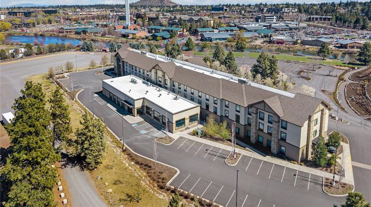 Hampton Inn & Suites Bend Exterior