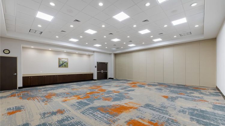 Hampton Inn & Suites Bend Meeting
