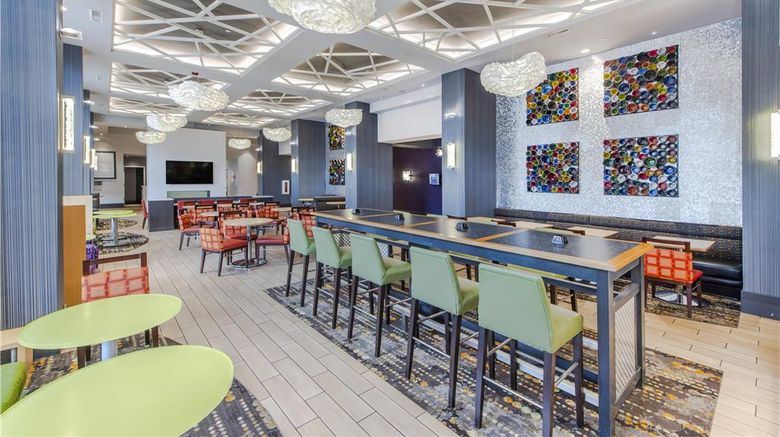 <b>Hampton Inn RDU Airport-Brier Creek Lobby</b>. Images powered by <a href="https://iceportal.shijigroup.com/" title="IcePortal" target="_blank">IcePortal</a>.