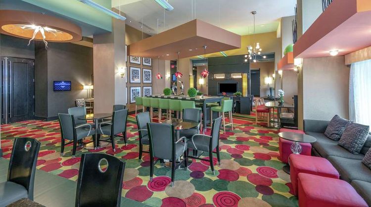 Hampton Inn & Stes Crabtree Valley Lobby