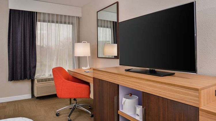 Hampton Inn Raleigh/Clayton Room