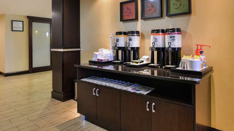 Hampton Inn Raleigh/Clayton Restaurant