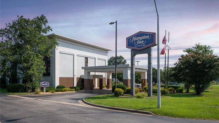 Hampton Inn Raleigh/Clayton Exterior