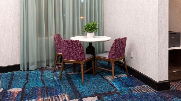 Hampton Inn & Suites Raleigh Downtown Lobby