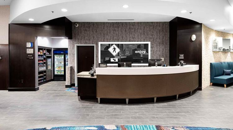 Hampton Inn & Suites Raleigh Downtown Lobby
