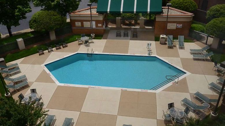 <b>Hampton Inn Raleigh/Capital Blvd North Pool</b>. Images powered by <a href="https://iceportal.shijigroup.com/" title="IcePortal" target="_blank">IcePortal</a>.