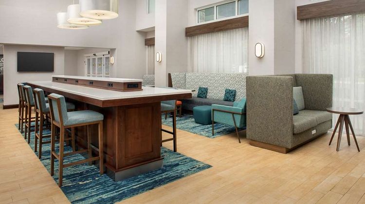 Hampton Inn & Suites Holly Springs Lobby