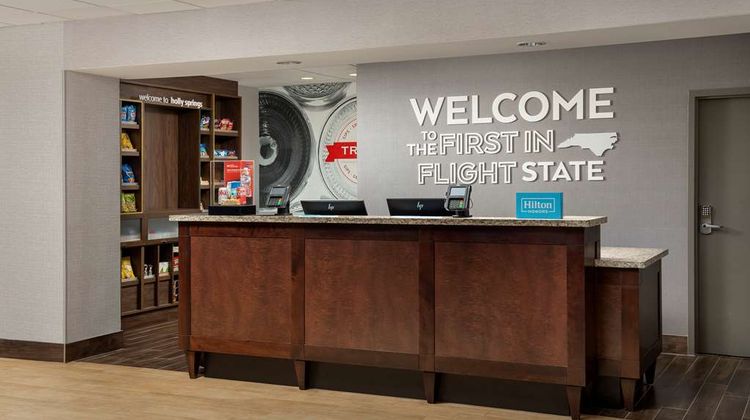 Hampton Inn & Suites Holly Springs Lobby