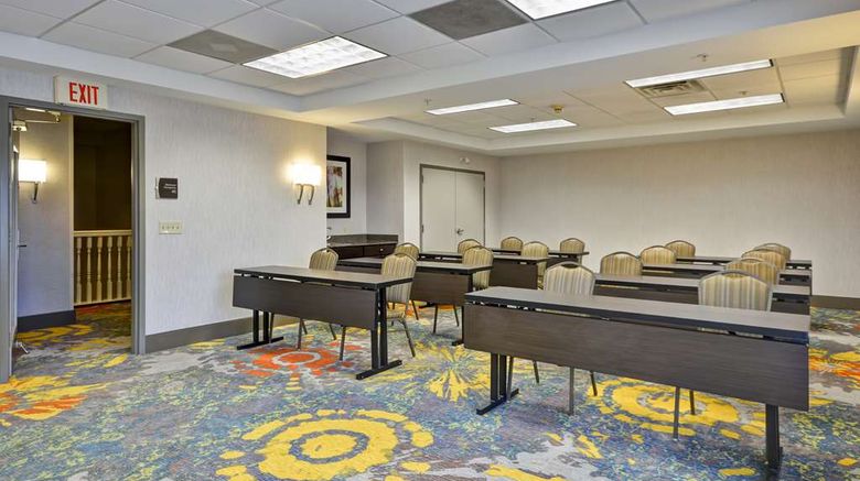 <b>Homewood Suites by Hilton Chapel Hill Meeting</b>. Images powered by <a href="https://iceportal.shijigroup.com/" title="IcePortal" target="_blank">IcePortal</a>.