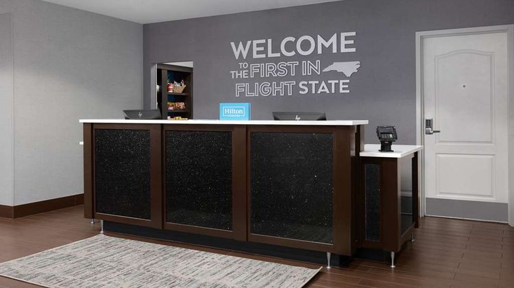 Hampton Inn & Suites Durham-North I-85 Lobby