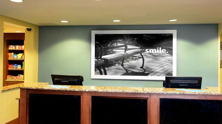 Hampton Inn Raleigh Town of Wake Forest Lobby