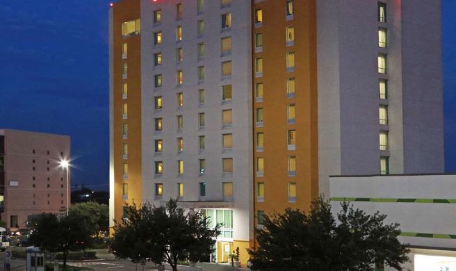 Hampton Inn Reynosa/Zona Industrial Exterior