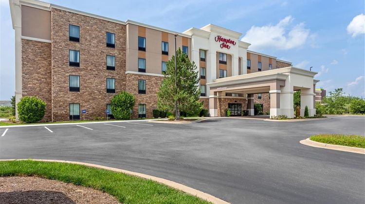 Hampton Inn DeKalb Exterior