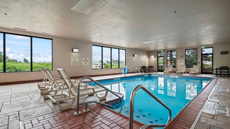 <b>Hampton Inn Ridgefield Park-Meadowlands Pool</b>. Images powered by <a href="https://iceportal.shijigroup.com/" title="IcePortal" target="_blank">IcePortal</a>.