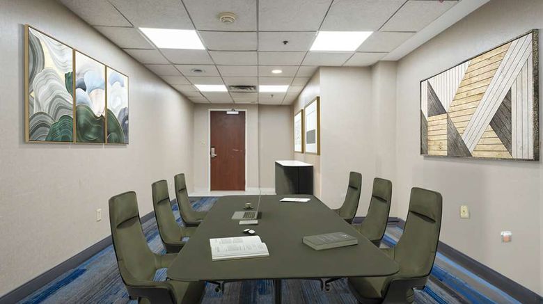 <b>Hampton Inn Ridgefield Park-Meadowlands Meeting</b>. Images powered by <a href="https://iceportal.shijigroup.com/" title="IcePortal" target="_blank">IcePortal</a>.