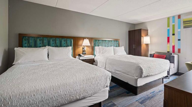 <b>Hampton Inn Ridgefield Park-Meadowlands Room</b>. Images powered by <a href="https://iceportal.shijigroup.com/" title="IcePortal" target="_blank">IcePortal</a>.