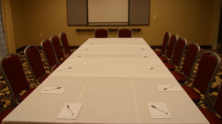 <b>Hampton Inn Richmond Airport Meeting</b>. Images powered by <a href="https://iceportal.shijigroup.com/" title="IcePortal" target="_blank">IcePortal</a>.