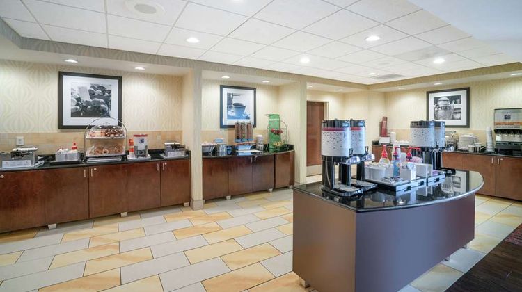 Hampton Inn Richmond Airport Restaurant
