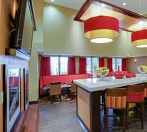 Hampton Inn Richmond-Chester Lobby