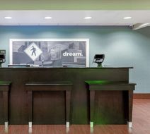 Hampton Inn Richmond South Lobby