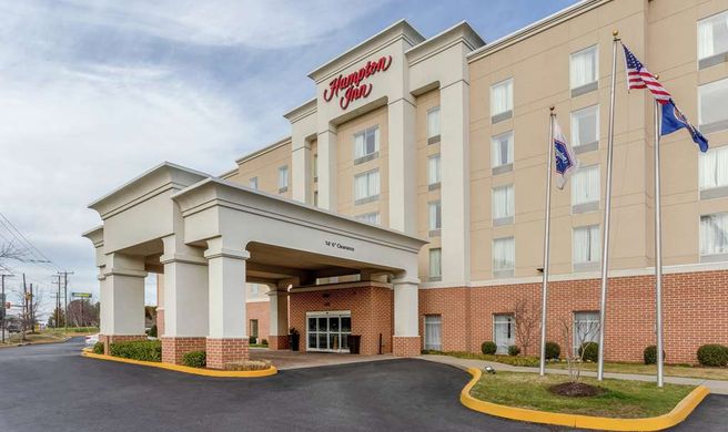 Hampton Inn Richmond South Exterior